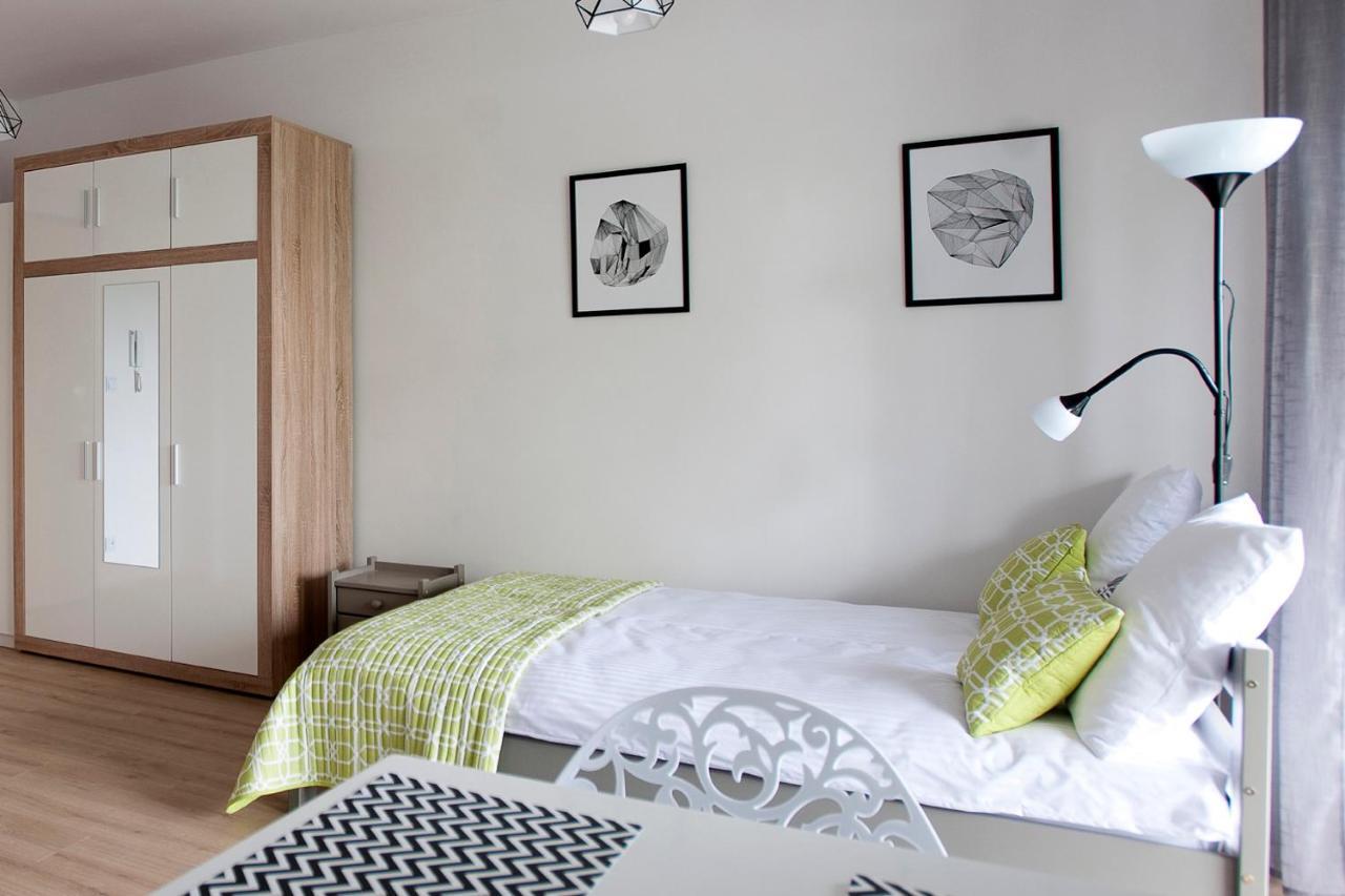 Apartament Nad Wisla - Pianissimo คราคูฟ ภายนอก รูปภาพ